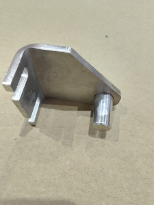 Петля двери верхняя правая для печи Dila