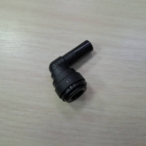 Фитинг угловой D8F-D8M (упаковка 10 шт.)