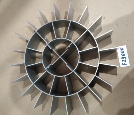 Нож 36 делений DR 