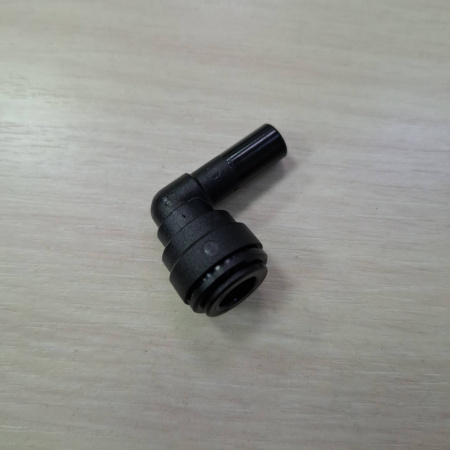 Фитинг угловой D8F-D8M (упаковка 10 шт.)